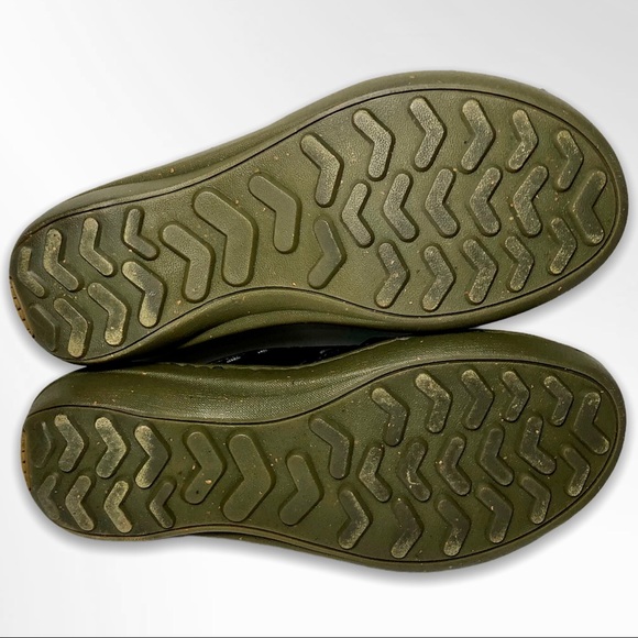 Keen Open Toe Slide Black Leather Sandals - Picture 7 of 10